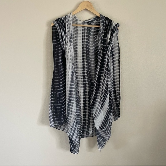 NWOT Michael Stars Tie Dye Kimono Scarf Coverup Black and White One Size NEW - Picture 3 of 8